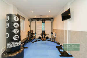 Photo 9- click for photo gallery